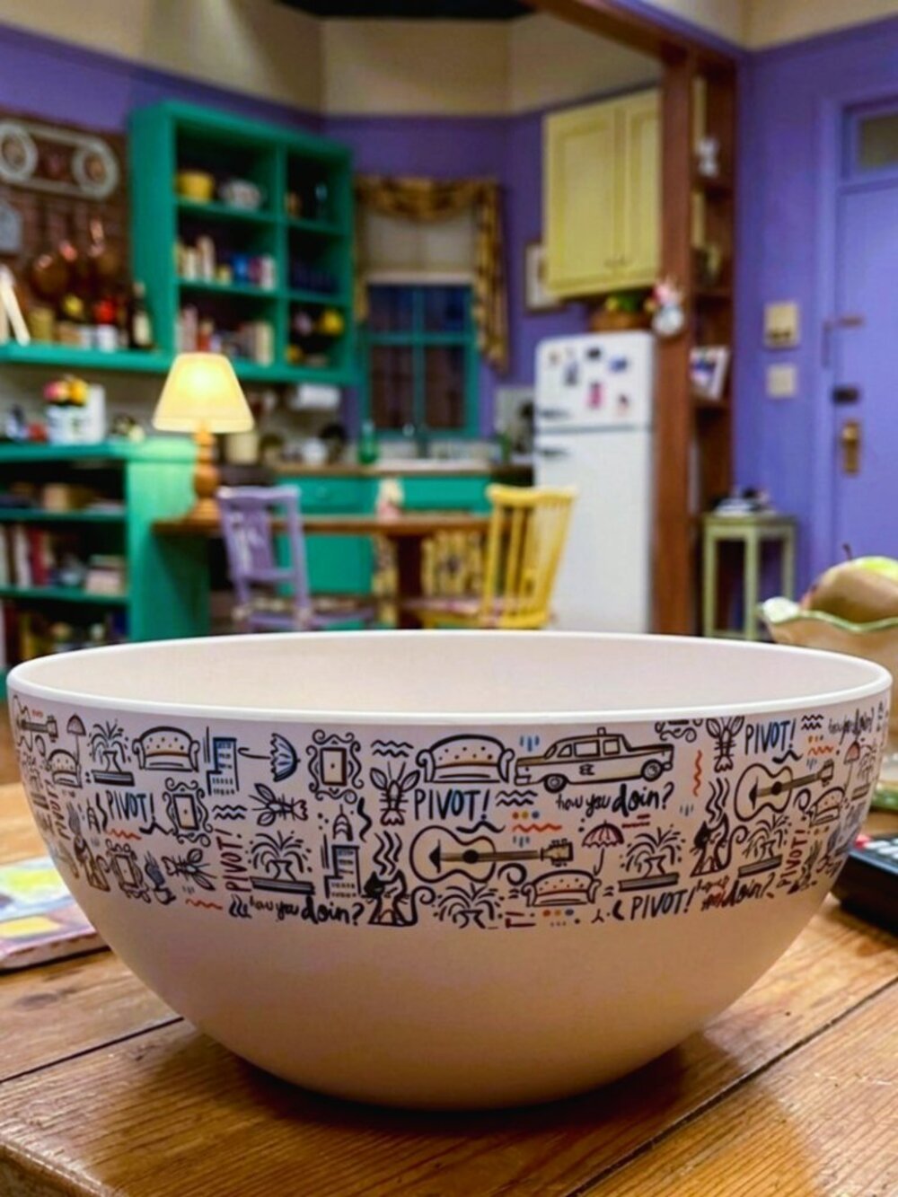 FRIENDS TV Show Large Bowl Popcorn For Mixing Serving Popcorn Rare Melamine